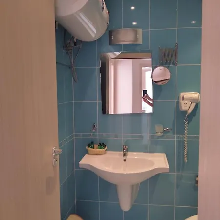 Four-bed In The Emberli. Lozenets