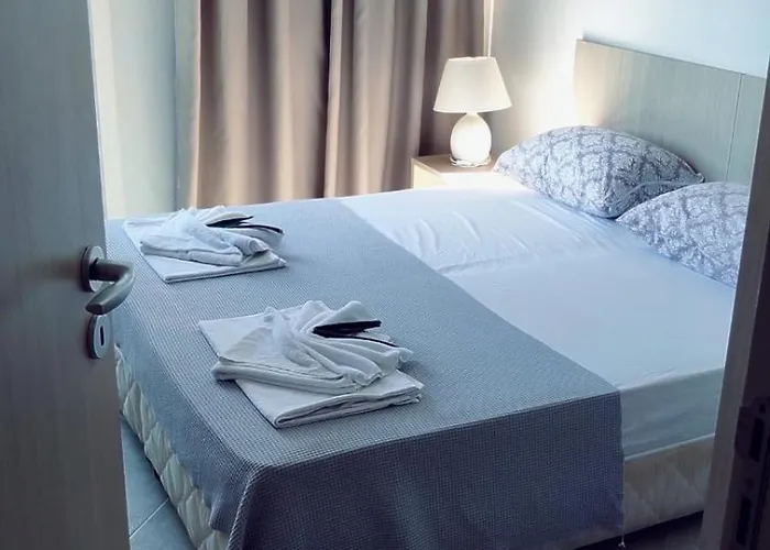 Four-bed In The Emberli. 3* Lozenets